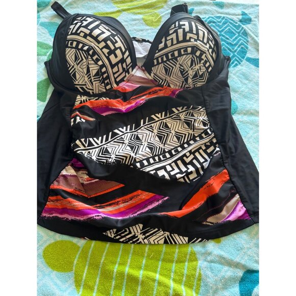 Catalina Plus Tribal Print Padded Tankini Top With Adjustable Straps Size 3X - Picture 1 of 9
